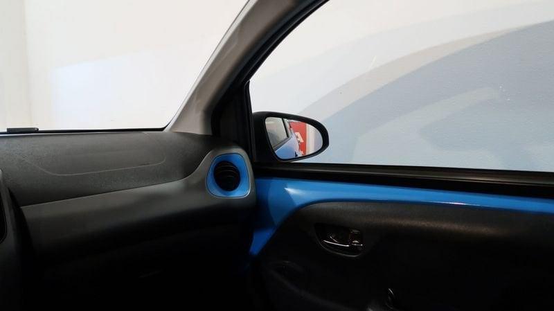 Toyota Aygo Aygo 5p 1.0 x-play 72cv