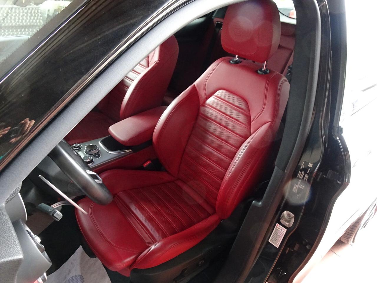 Alfa Romeo Stelvio 2.2 Turbodiesel 210 CV AT8 Q4 Veloce