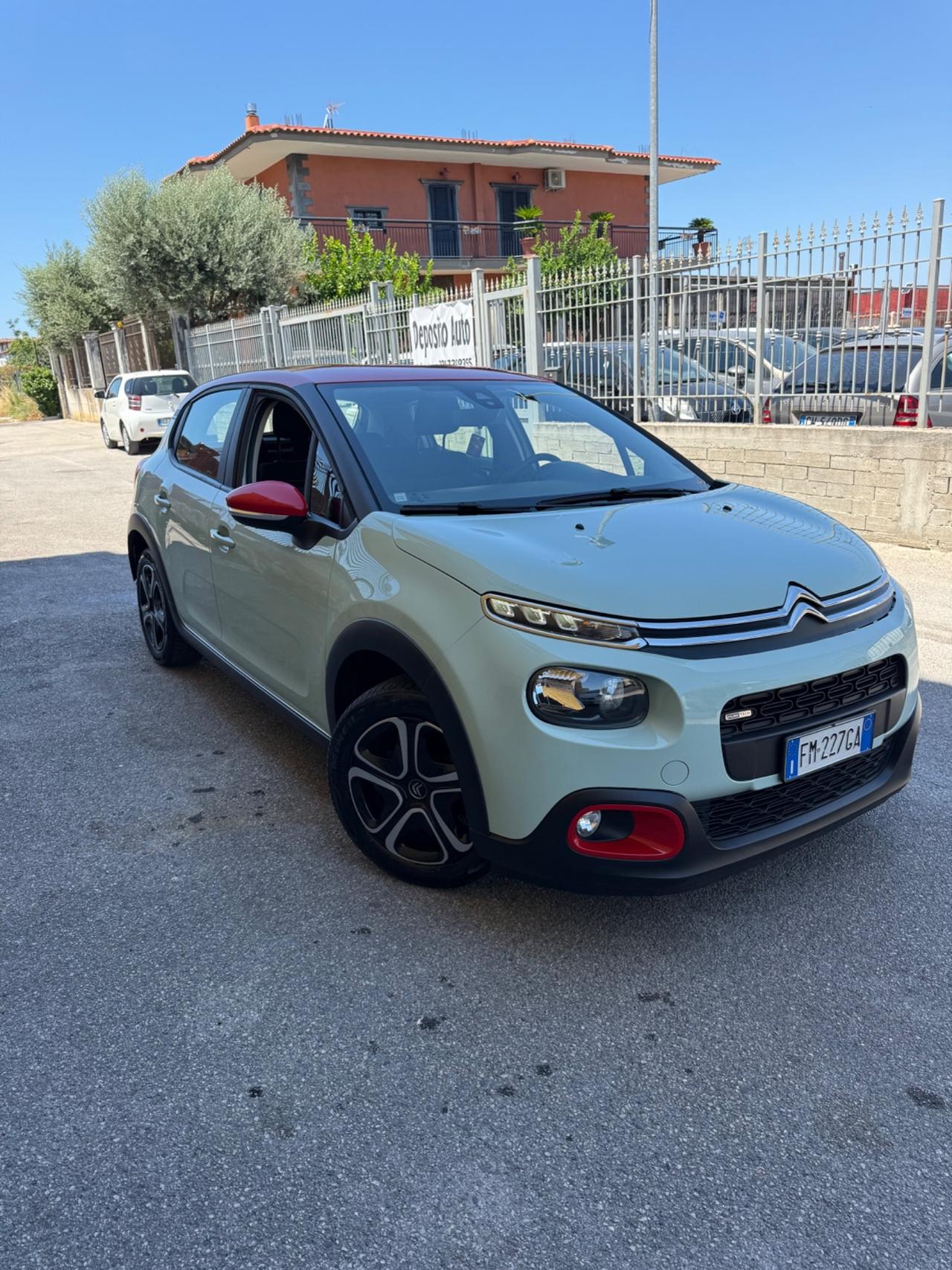Citroen C3 PureTech 82 GPL Shine