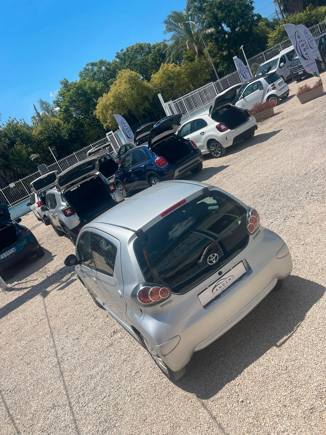Toyota Aygo 1.0 12V VVT-i 5 porte Sol