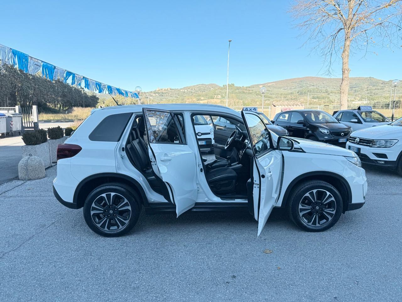 " DA VETRINA " Suzuki Vitara 1.4 Hybrid Top