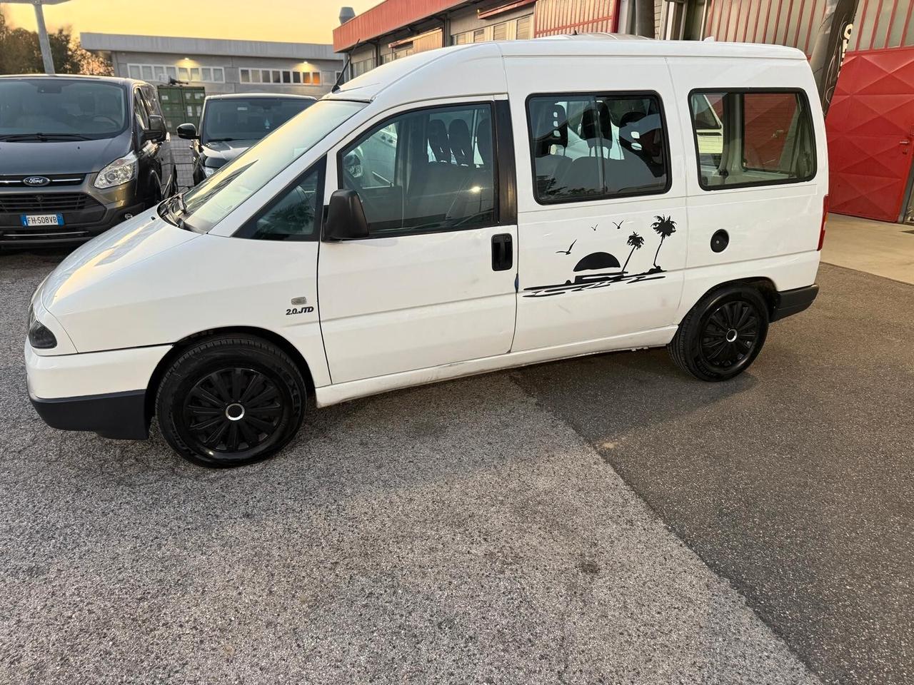 Scudo 2.0 JTD (94 CV) Combi 8 posti