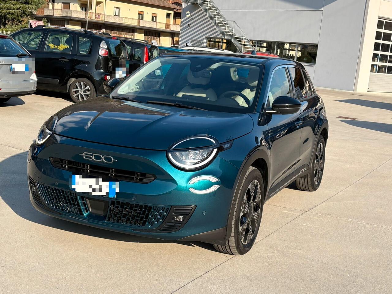 Fiat 600 Hybrid 110 CV DCT MHEV La Prima