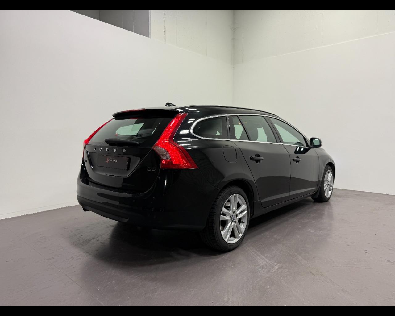 VOLVO V 60 2.0 D4 VED (D3) MOMENTUM