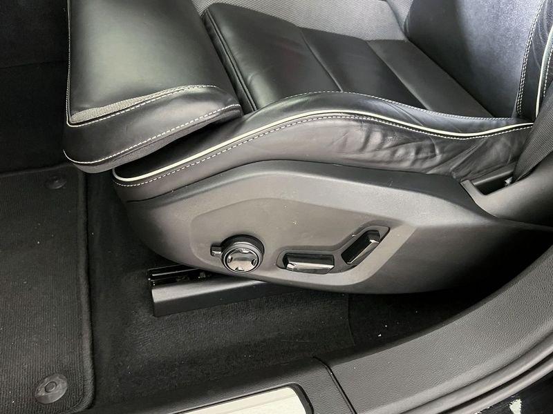 Volvo XC60 XC60 B4 (d) AWD Geartronic R-design