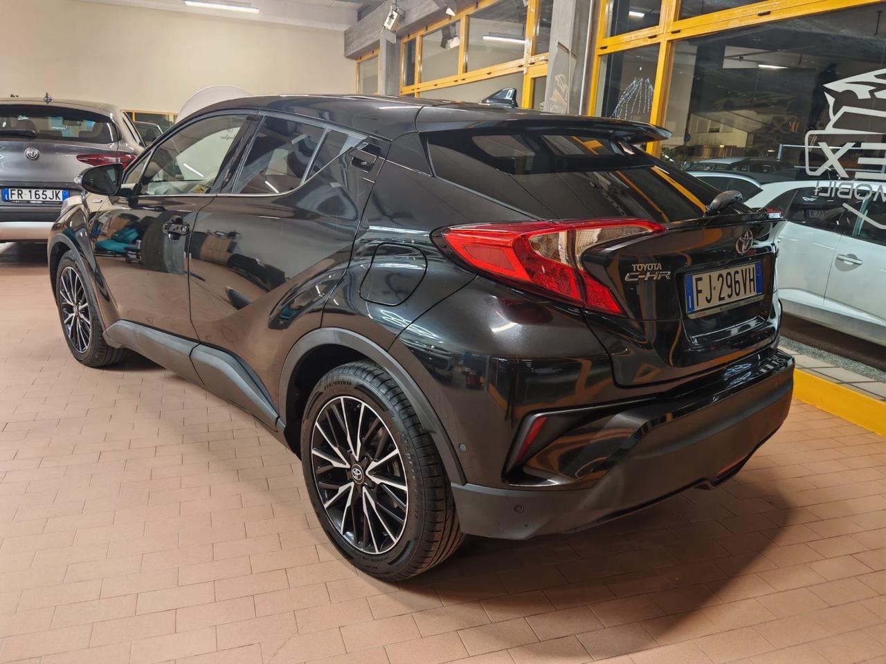 Toyota C-HR 1.8 Ibrida 122cv E6