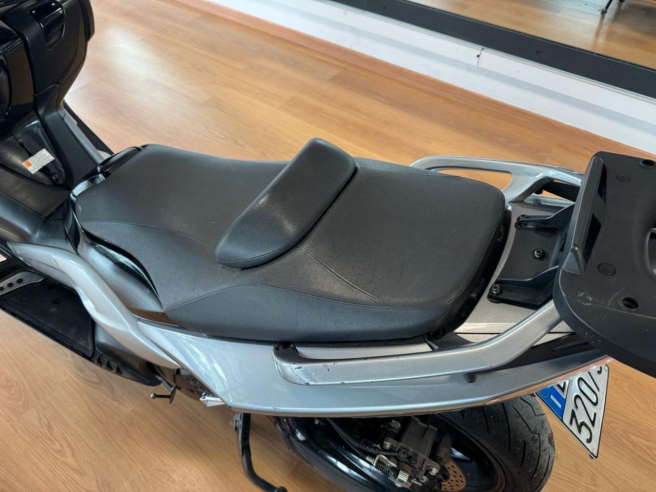 YAMAHA T-MAX 2010 completamente originale