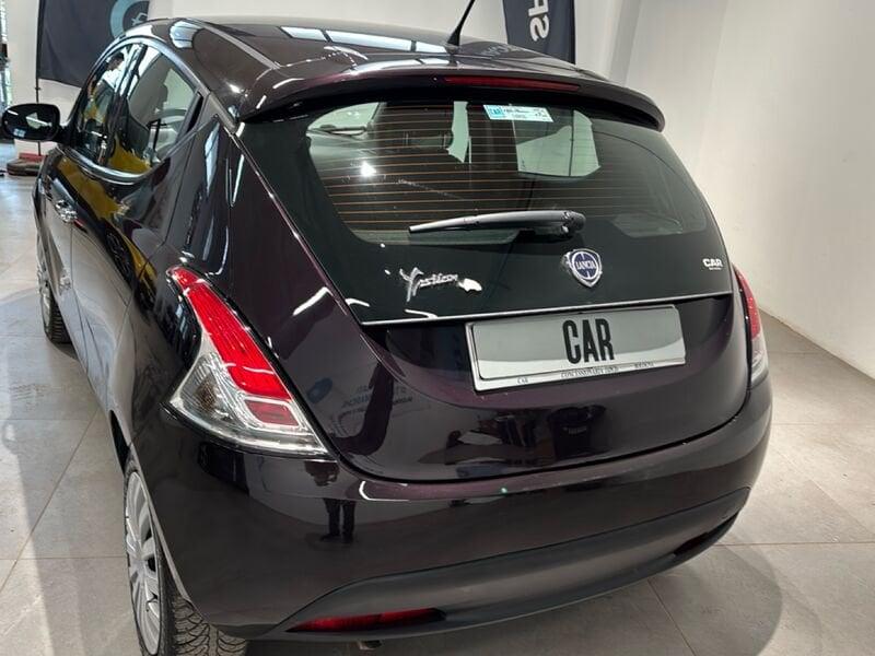 Lancia Ypsilon 1.3 MultiJet 95cv Silver