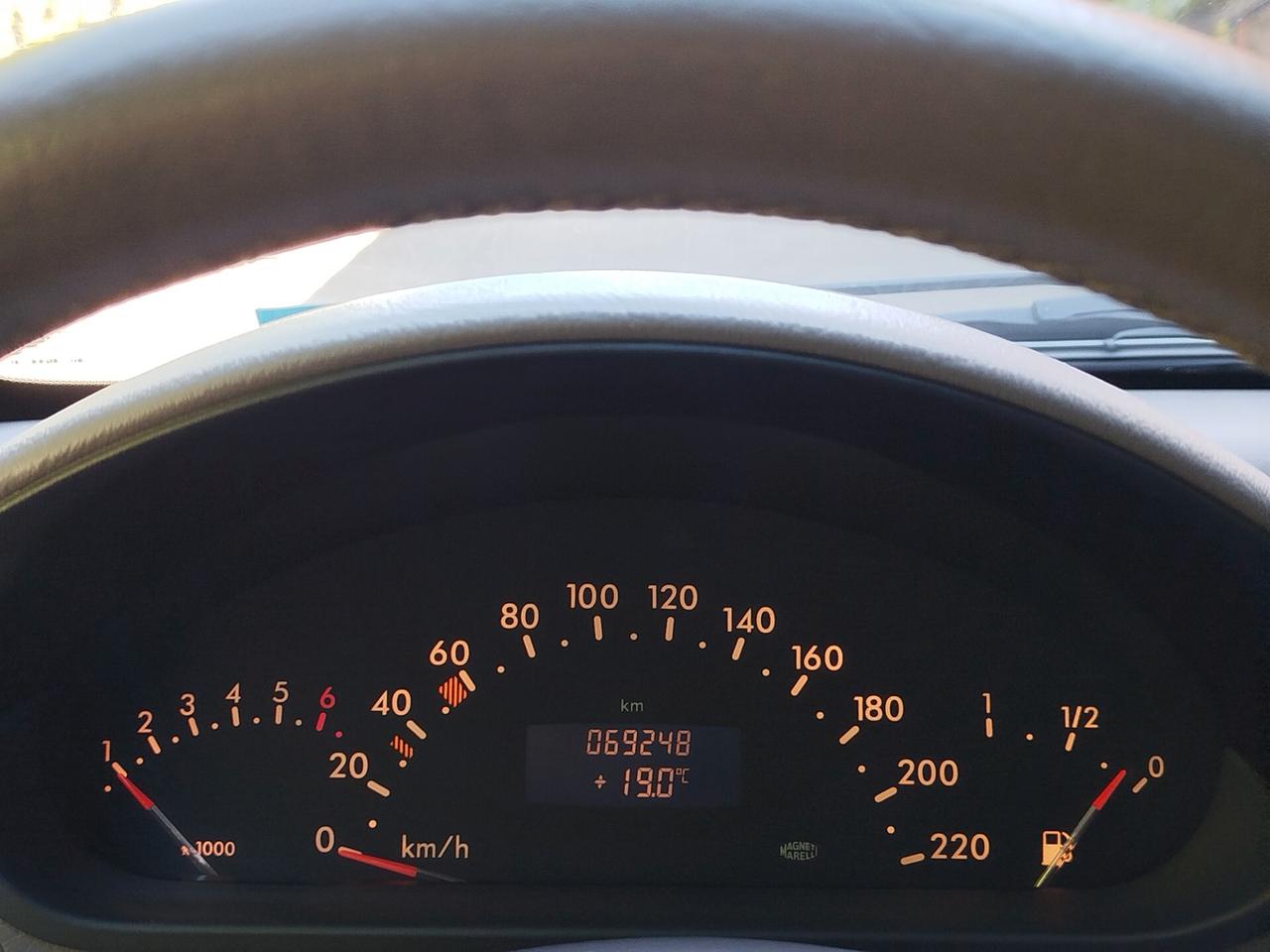 Mercedes A160 BENZINA 102cv / 69.000km / TAGLIANDI