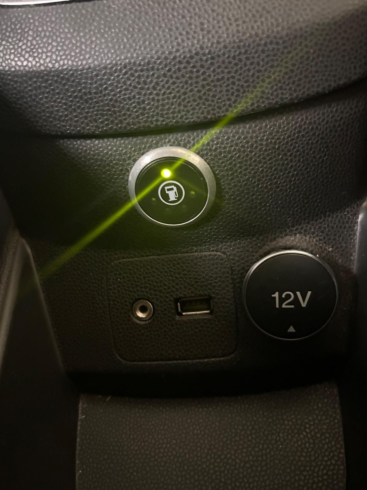 Ford Fiesta 1400 GPL FINO 2035 neopatentati