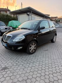 Lancia Ypsilon 1.2 Oro