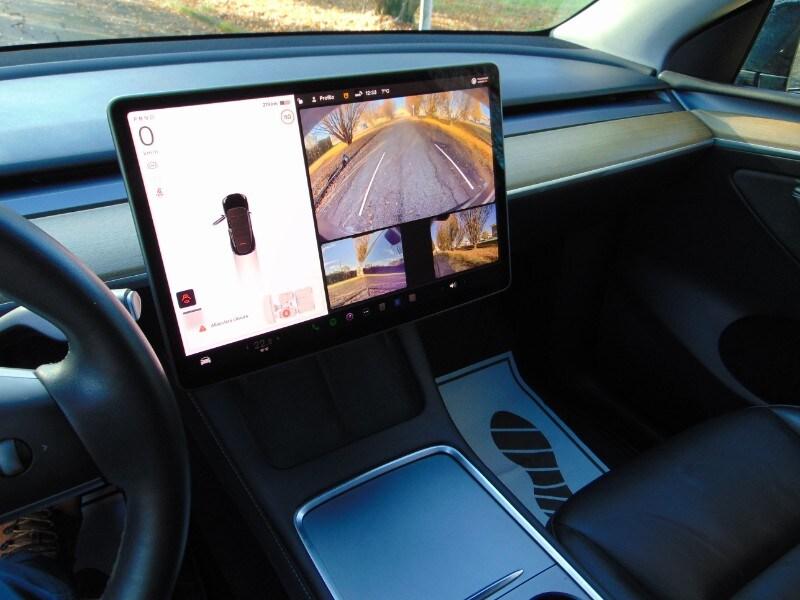 TESLA Model Y Model Y Long Range AWD