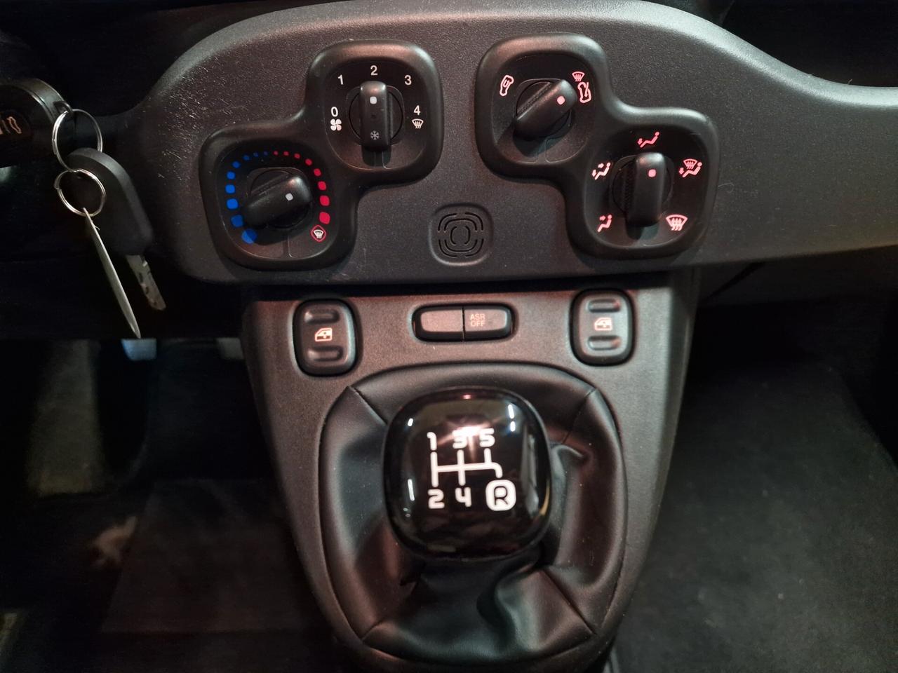Fiat Panda 1.2 Connected by Wind 109 mila chilometri