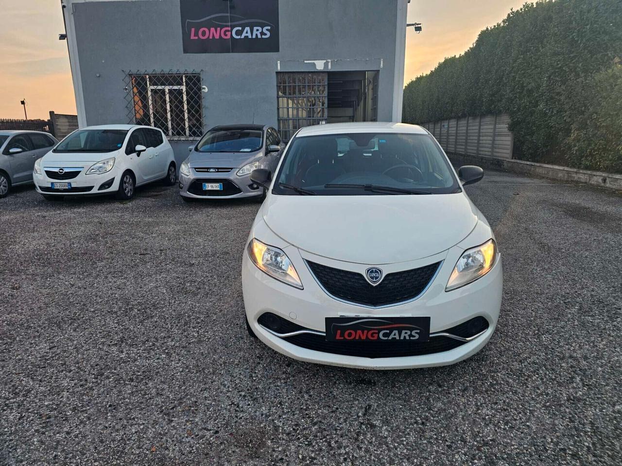 Lancia Ypsilon 1.2 69 CV 5 porte GPL Ecochic Gold