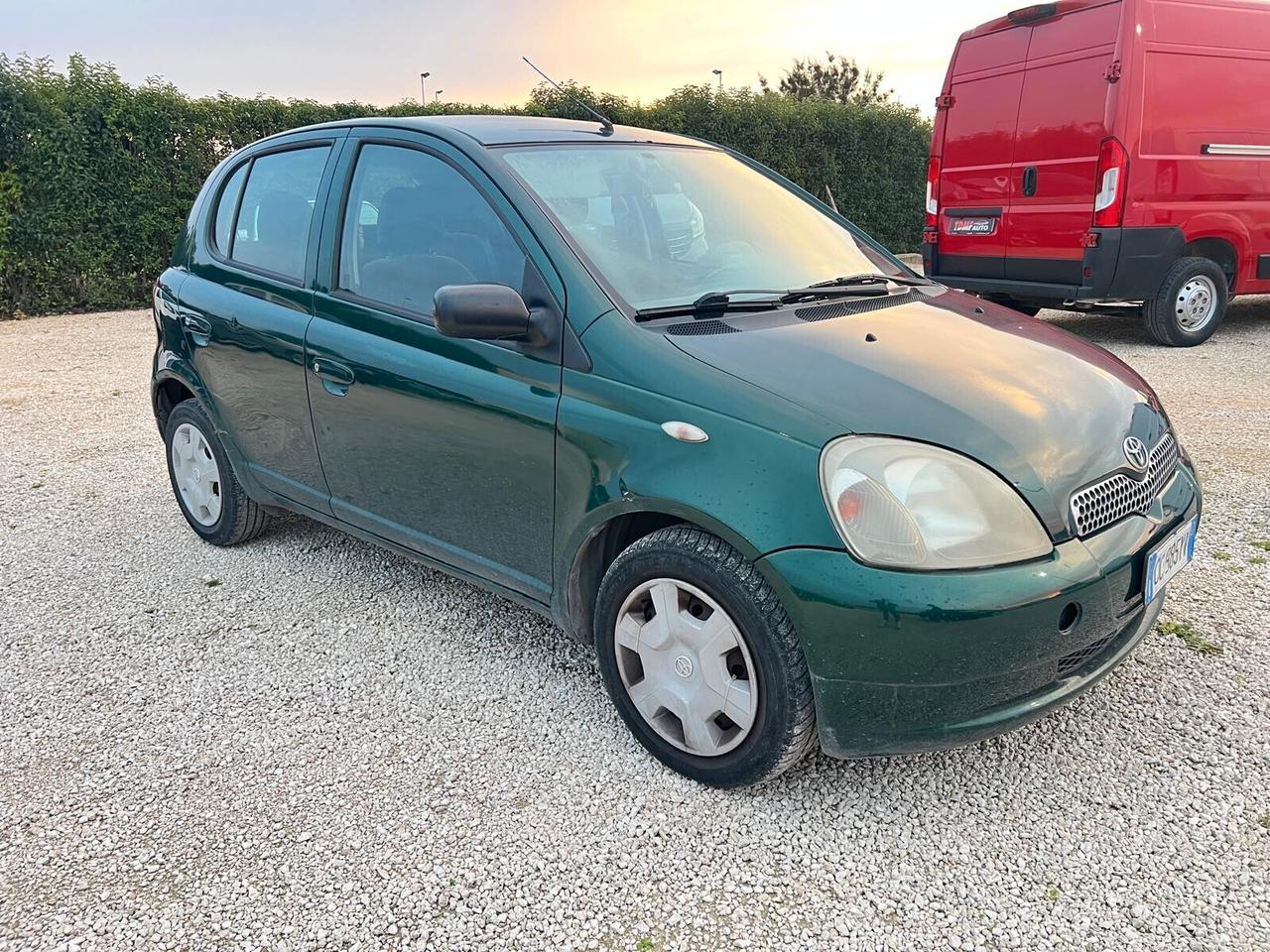 Toyota Yaris 1.0i 16V cat 5 porte