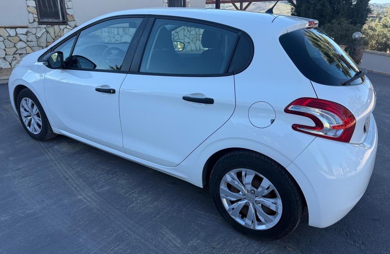 Peugeot 208 1.2 VTi 82 CV 5 porte Access