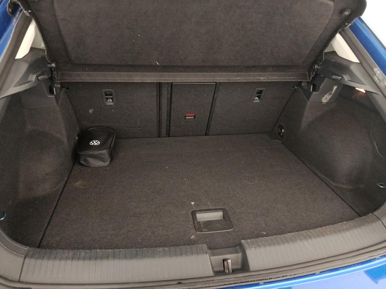 VOLKSWAGEN T-Roc - T-Roc 1.0 TSI Life