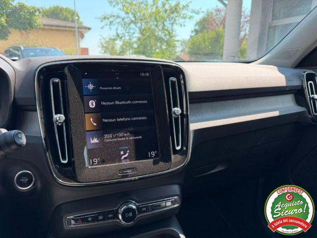 VOLVO XC40 T5 Recharge Plug-in Hybrid Inscription