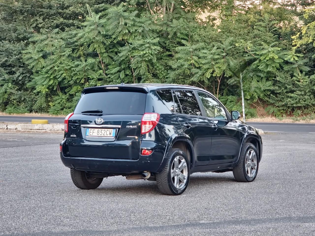 Toyota RAV 4 RAV4 Crossover 2.2 D-Cat A/T 150 CV Executive 2010-E5 Automatico