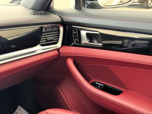 PORSCHE Panamera 3.0i 4 330cv (Tetto/PelleCartier/APP/Navi/Retro)