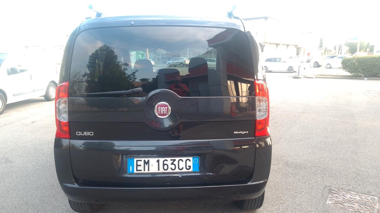 Fiat Qubo Fiat Qubo 1.3 Mjt vettura 2012 neopatentati 5 posti