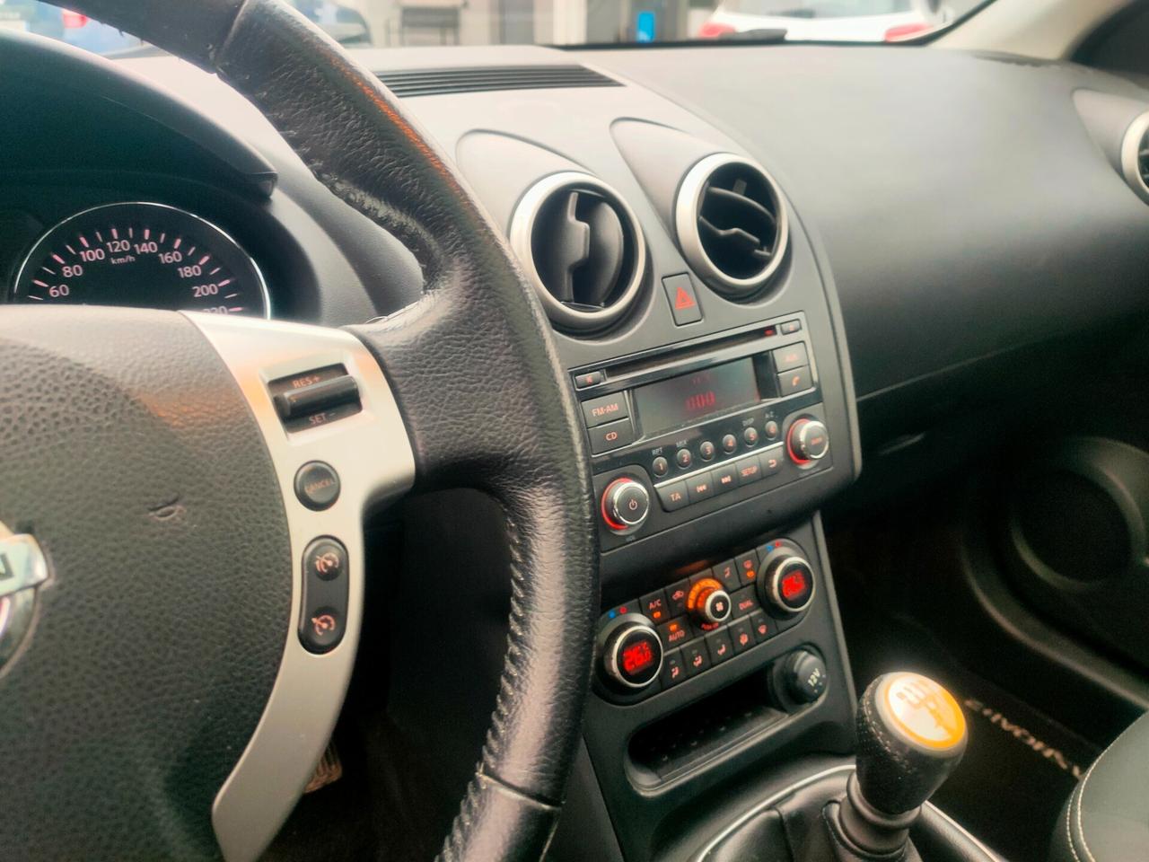 Nissan Qashqai Qashqai+2 2.0 d 7 POSTI GANCIO TRAINO TETTO PANORAMICO