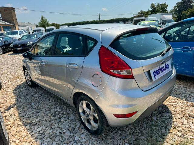 FORD Fiesta Ikon 1.4 5 porte Bz.- GPL