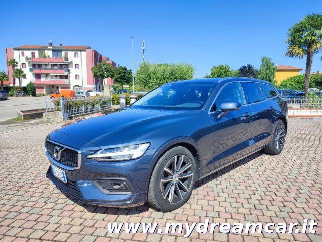 VOLVO V60 B4 (d) Geartronic Momentum Business Pro