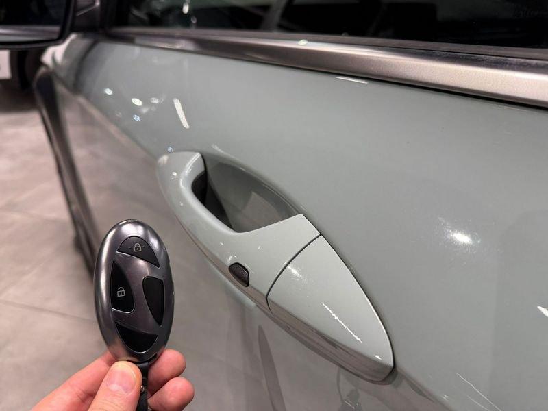 Hyundai Kona Kona 5p 1.0 T-GDI 100cv 6m Business