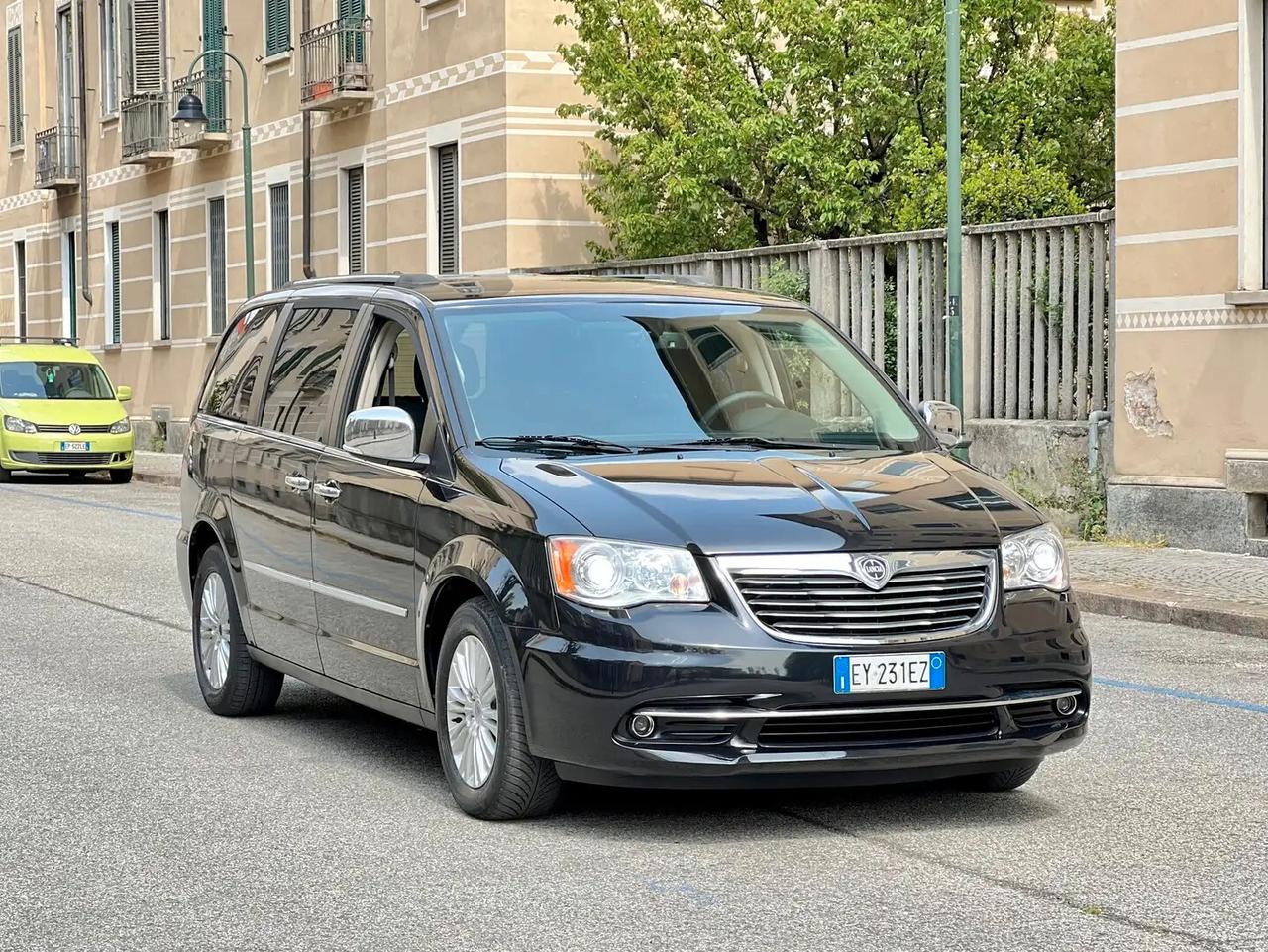 Lancia Voyager 2.8 Turbodiesel Platinum 177 CV