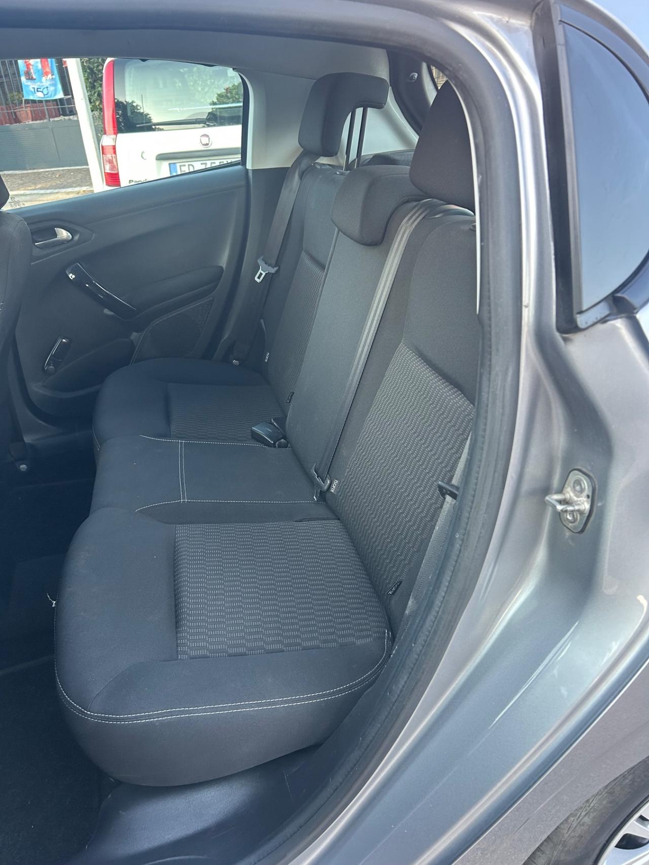 Peugeot 208 PureTech 82 5 porte - 2019