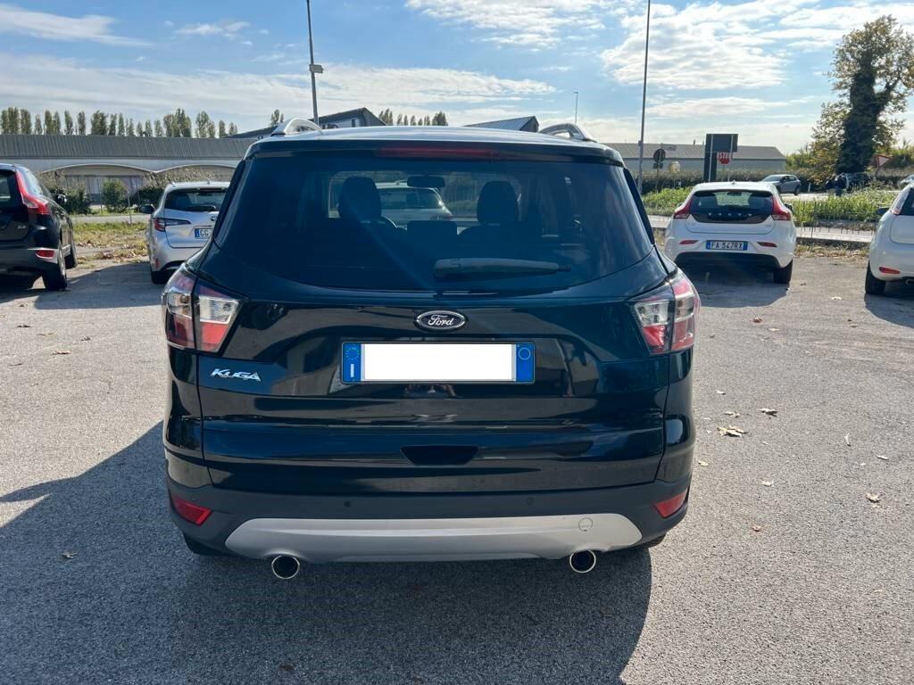 Ford Kuga 1.5 TDCI 120 CV S&S 2WD Powershift Edition