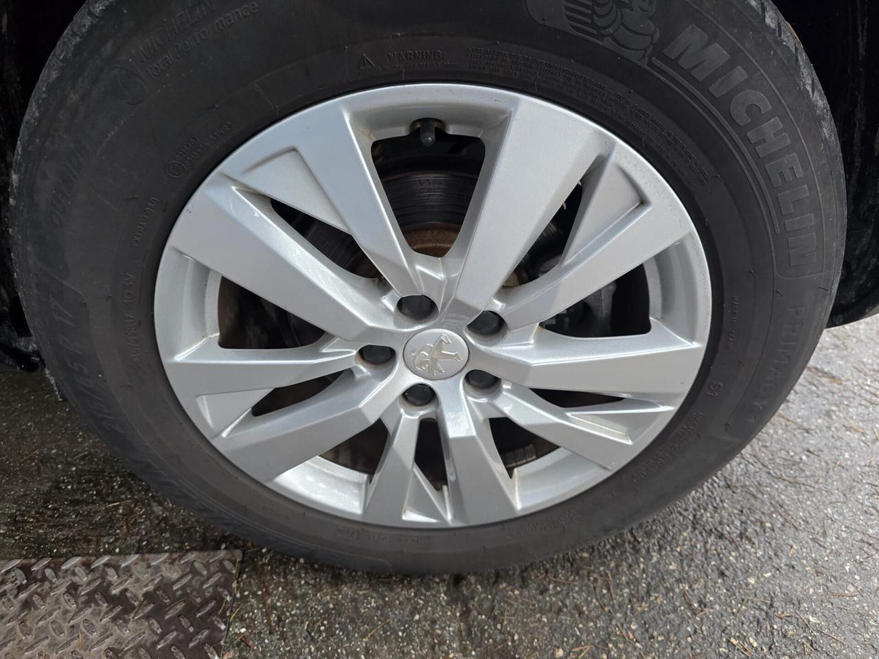 Peugeot 3008 BlueHDi 130 S&S Business rate da 165,00