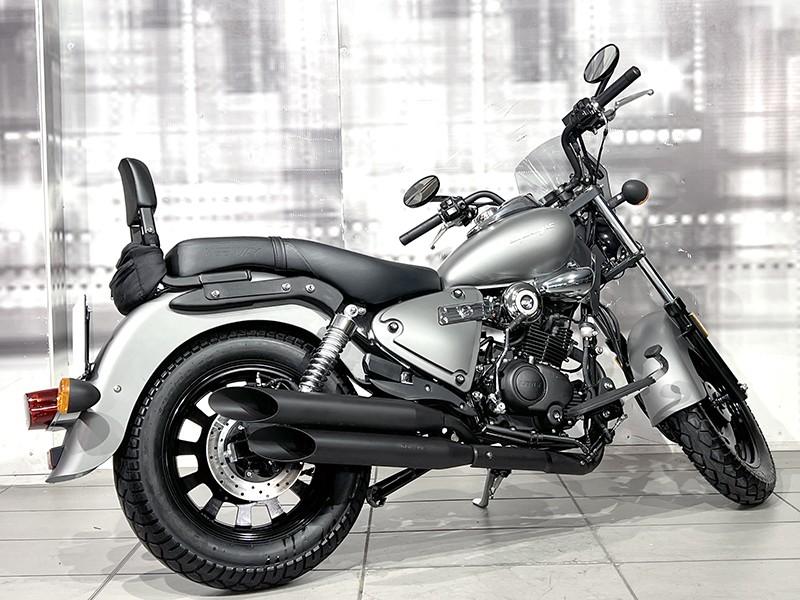 Keeway Superlight 125 Limited