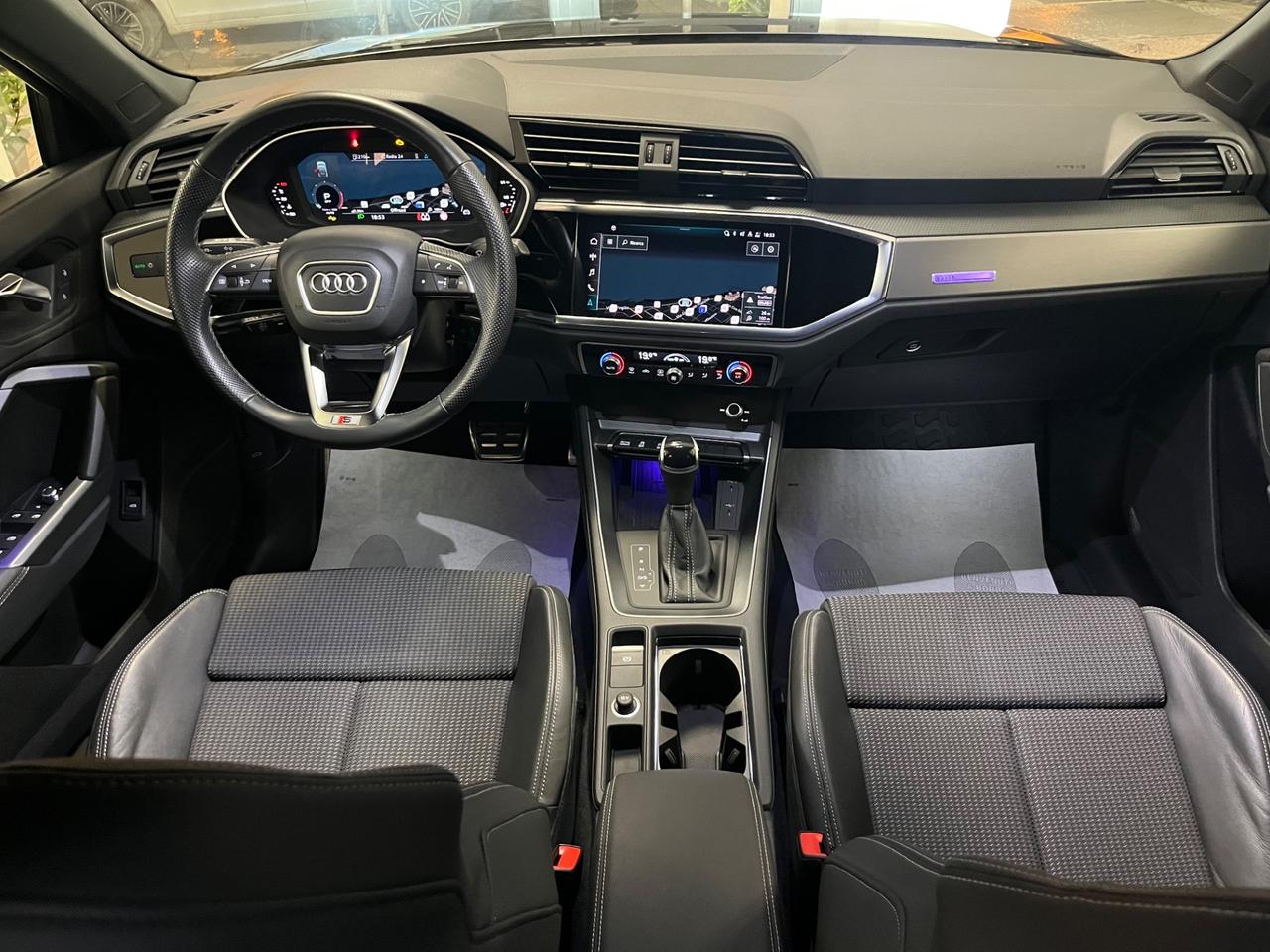 Audi Q3 SPB 35 TDI S-Line Identity Black 2024’