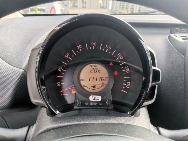 TOYOTA Aygo Connect 1.0 VVT-i 72CV 5 porte x-business