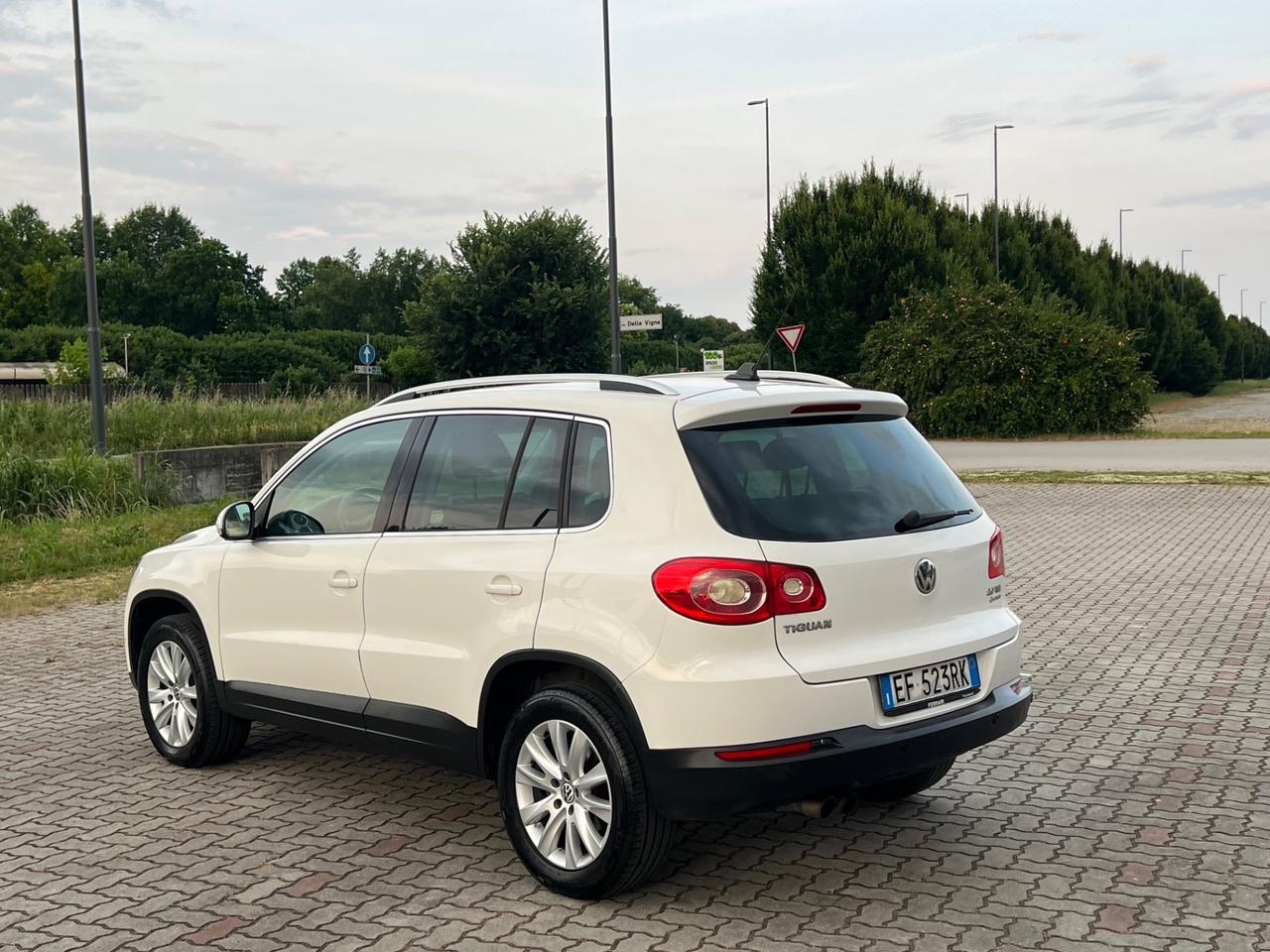 Volkswagen Tiguan 2.0 TDI DPF 4MOTION DSG Sport & Style