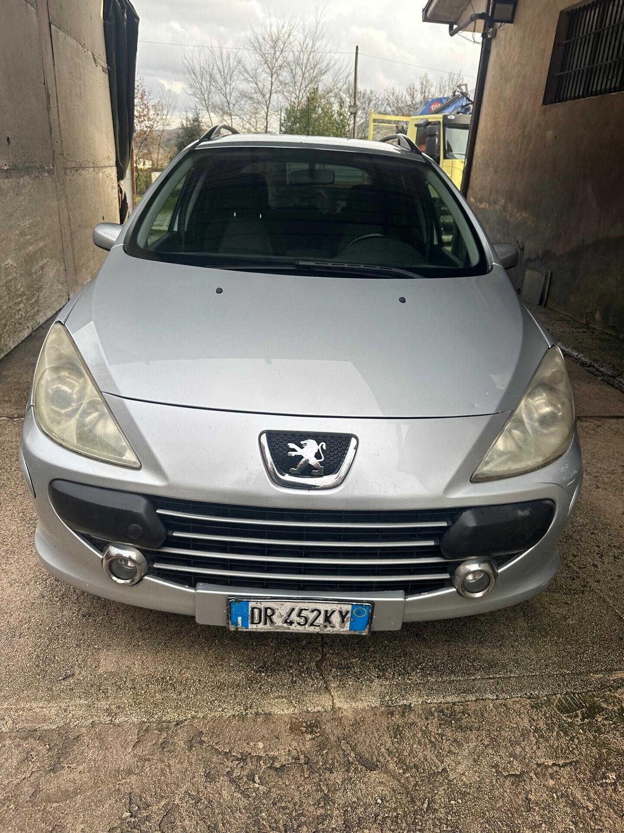 Peugeot 308 2.0 HDi SW