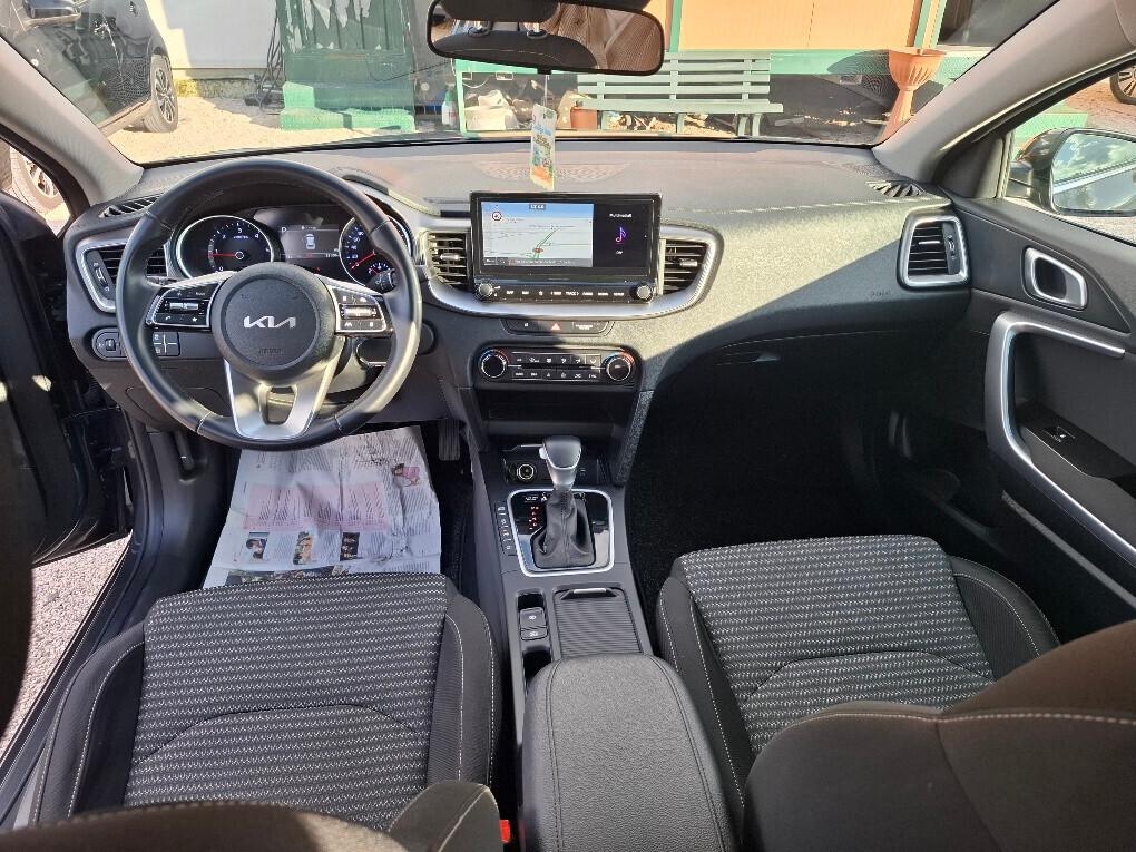 Kia Ceed 1.6 CRDi 136 CV MHEV DCT SW Business