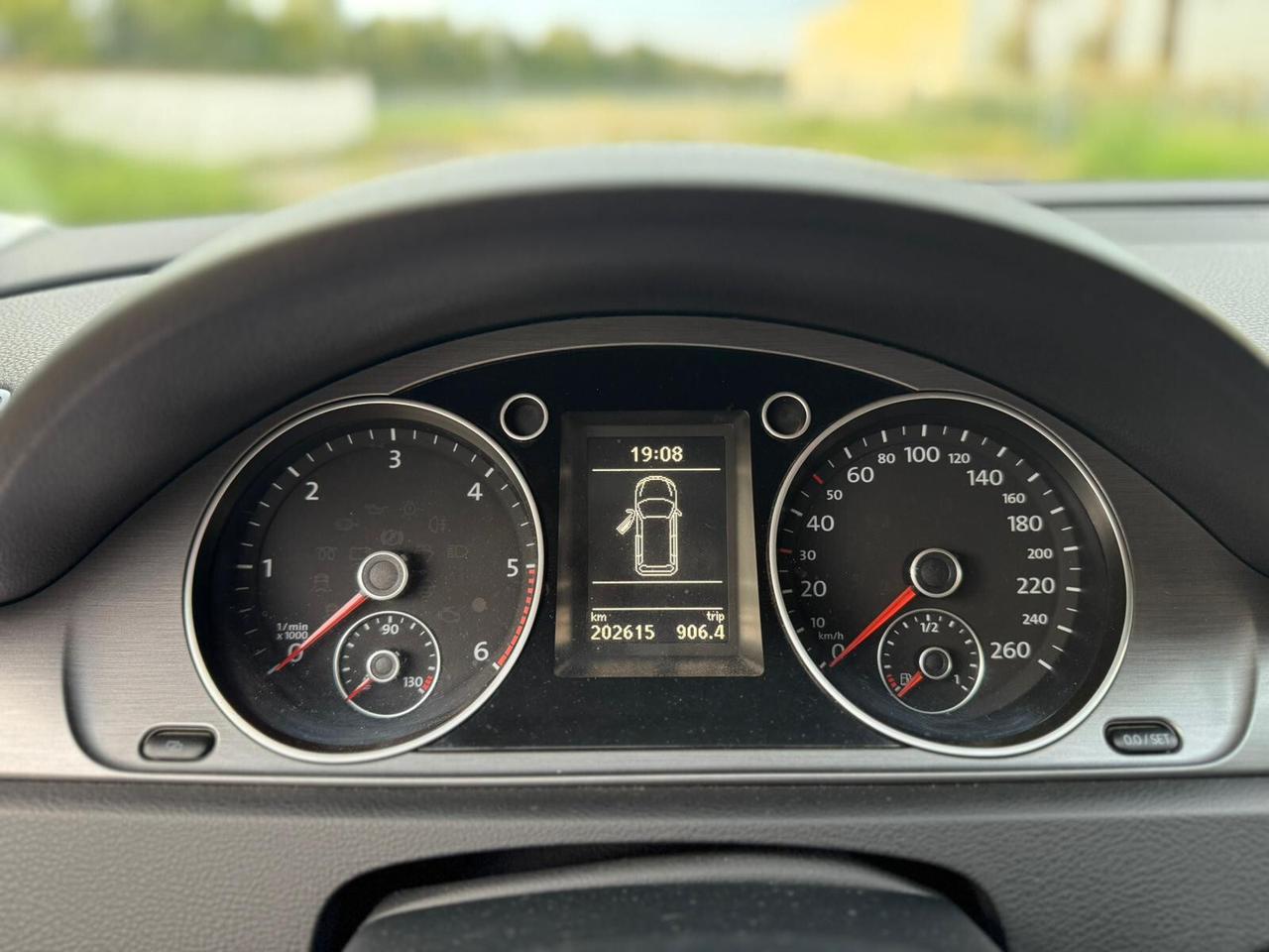 VOLKSWAGEN PASSAT 2.0 TDI 140CV con CAR PLAY