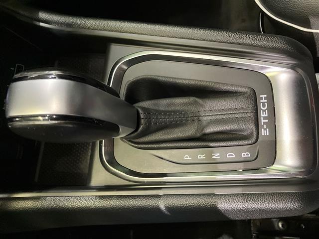 RENAULT Captur 1.6 E-Tech hybrid Intens 145cv auto