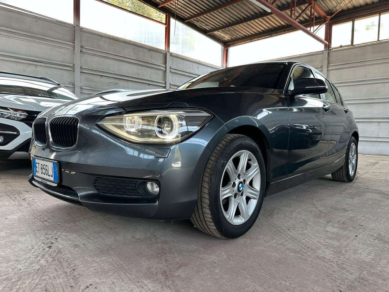 Bmw 114 114d 5p. Unique