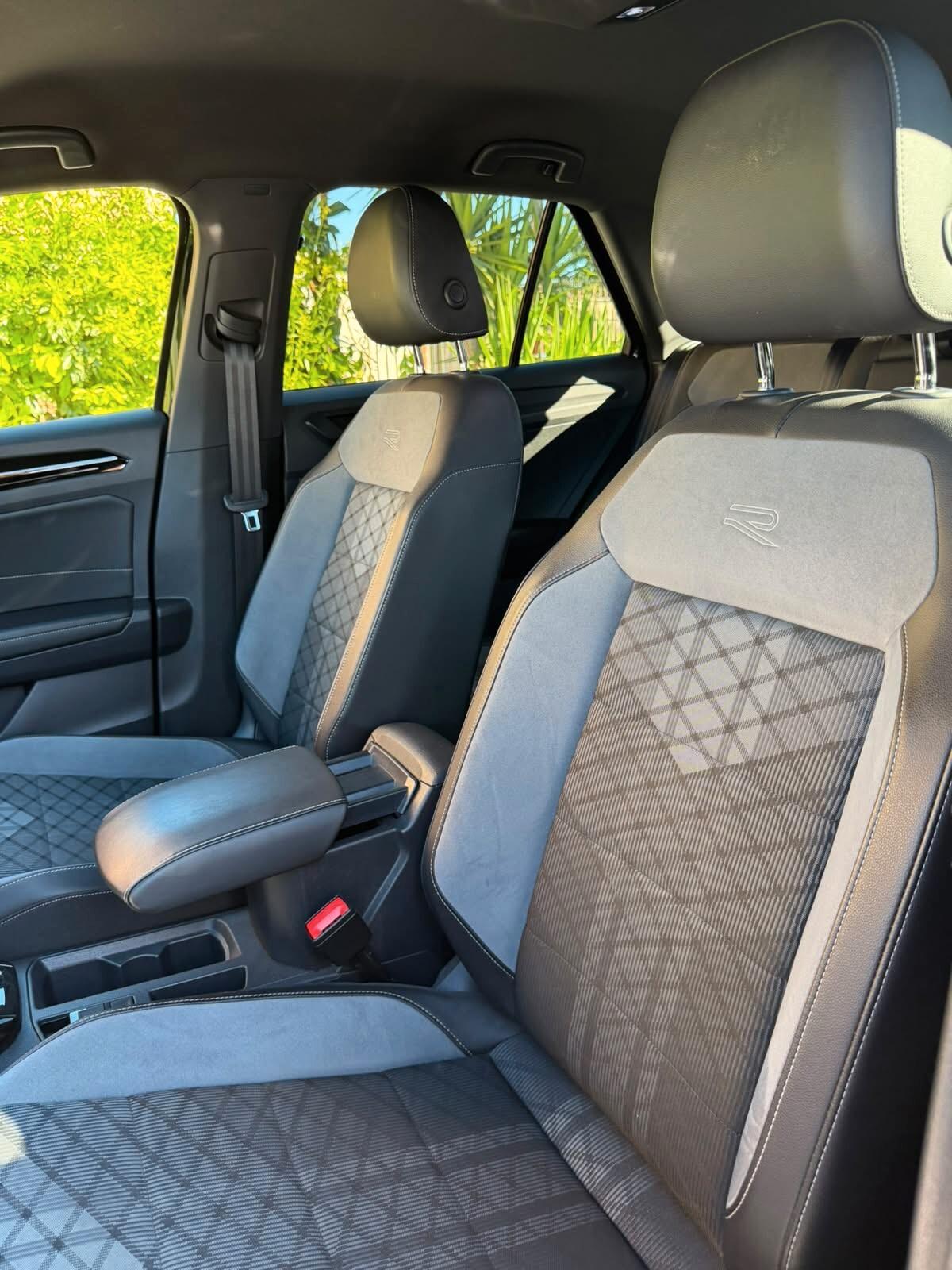 Volkswagen T-Roc 2.0 TDI SCR R-Line
