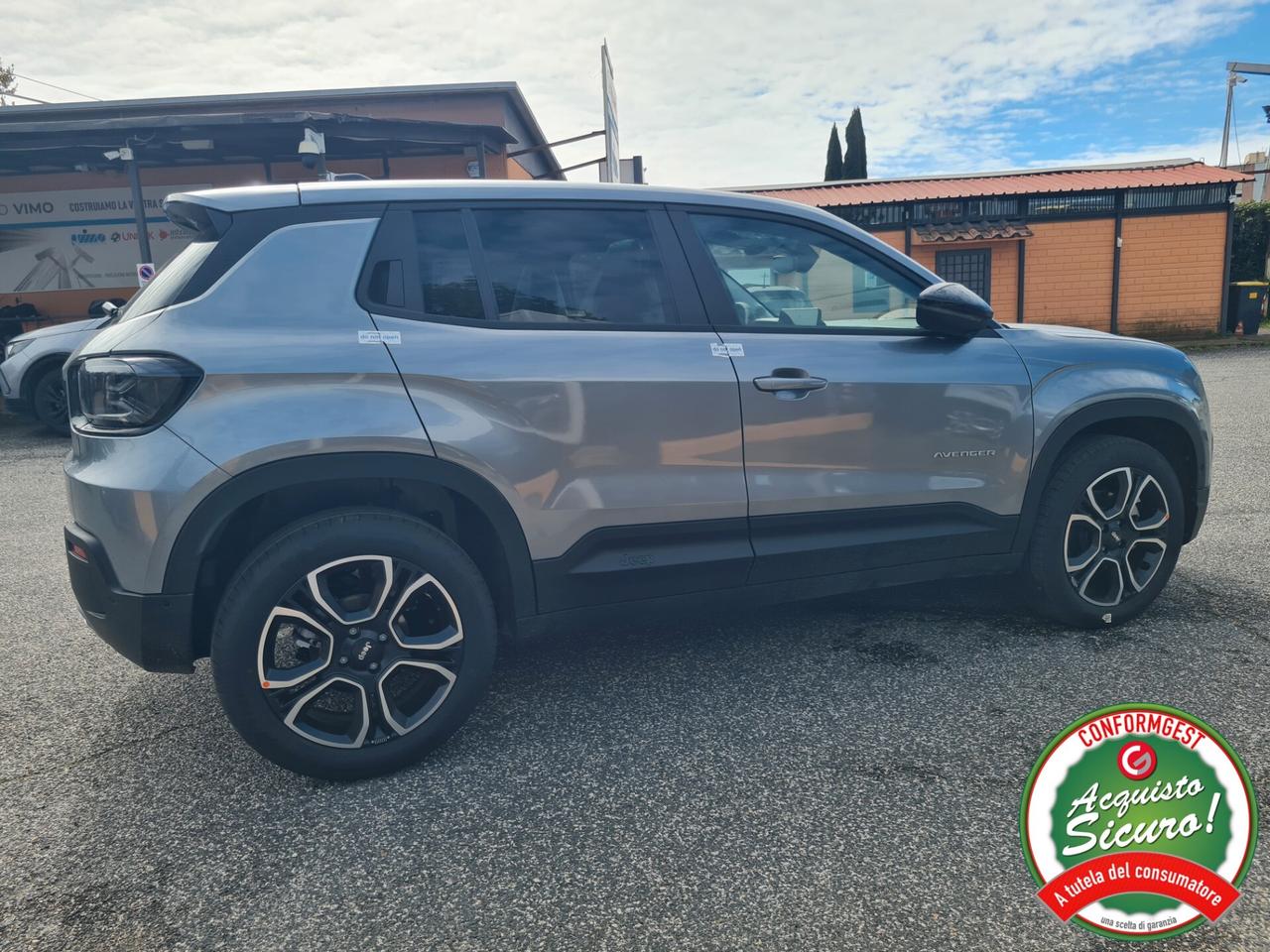 Jeep Avenger 1.2 Turbo MHEV Summit*AUT*TETTO*NAV*