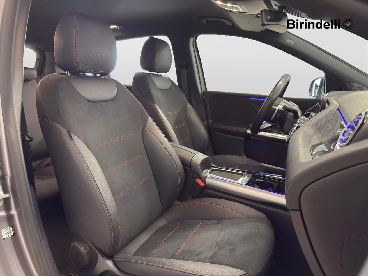 Mercedes-Benz Classe B (W247) - B 180 d Automatic AMG Line Premium
