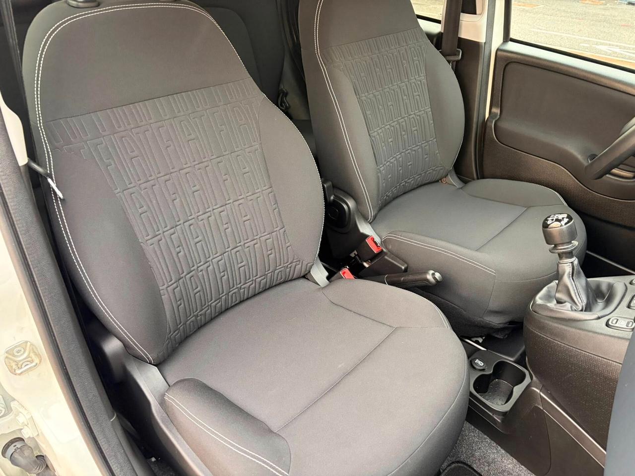 FIAT PANDA HYBRID CITY LIFE 5 POSTI