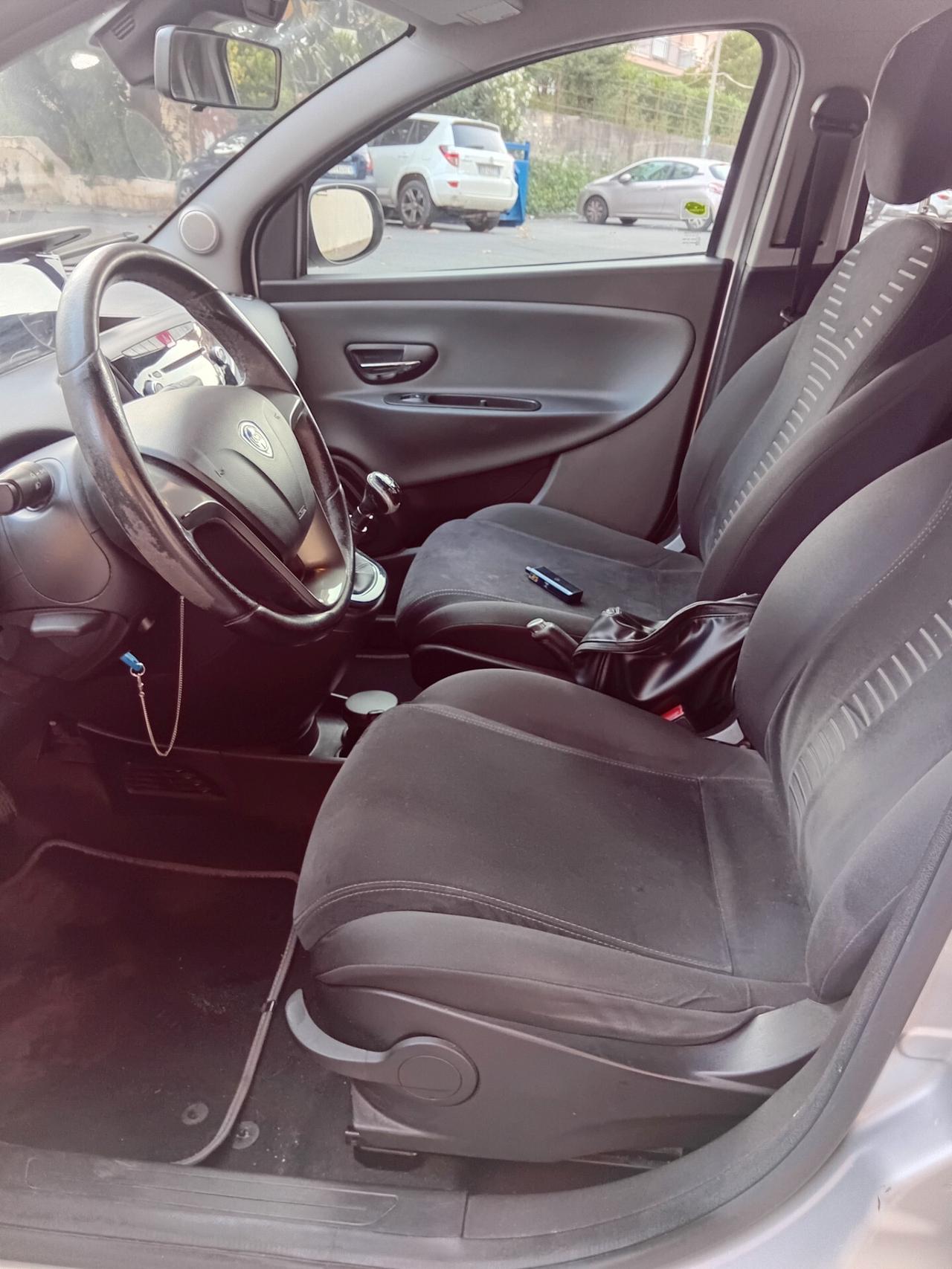 Lancia Ypsilon 1.3 MJT Diesel Blocksistem