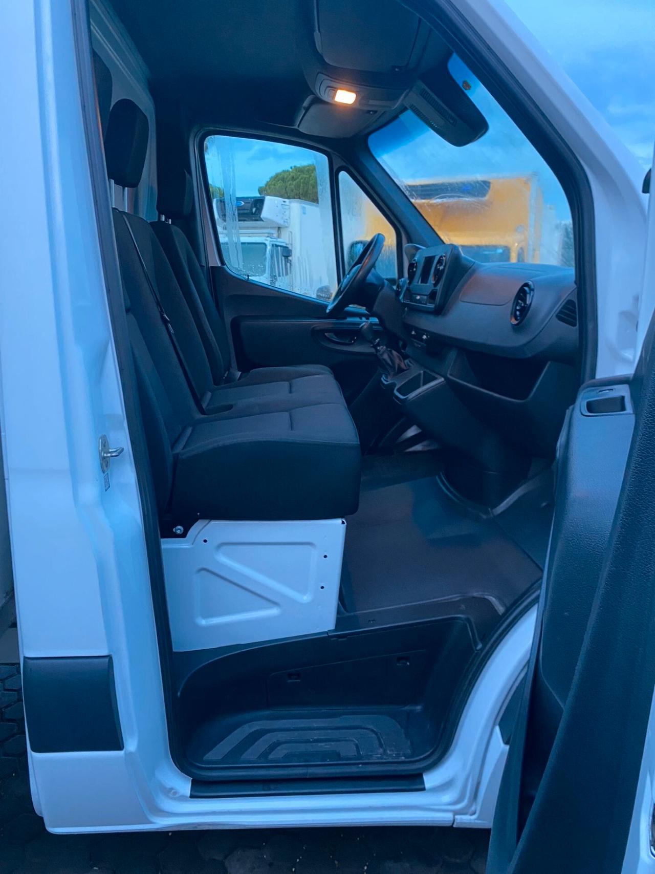 Mercedes Sprinter 414 CDI 2.2 – 150 CV – 6 marce – Gemellato