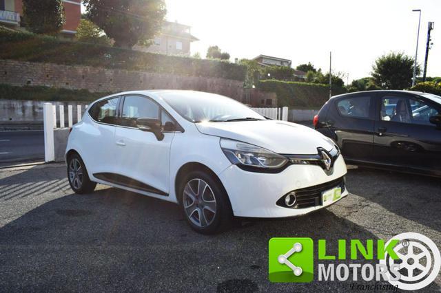 RENAULT Clio 1.2 75CV 5 porte Costume National
