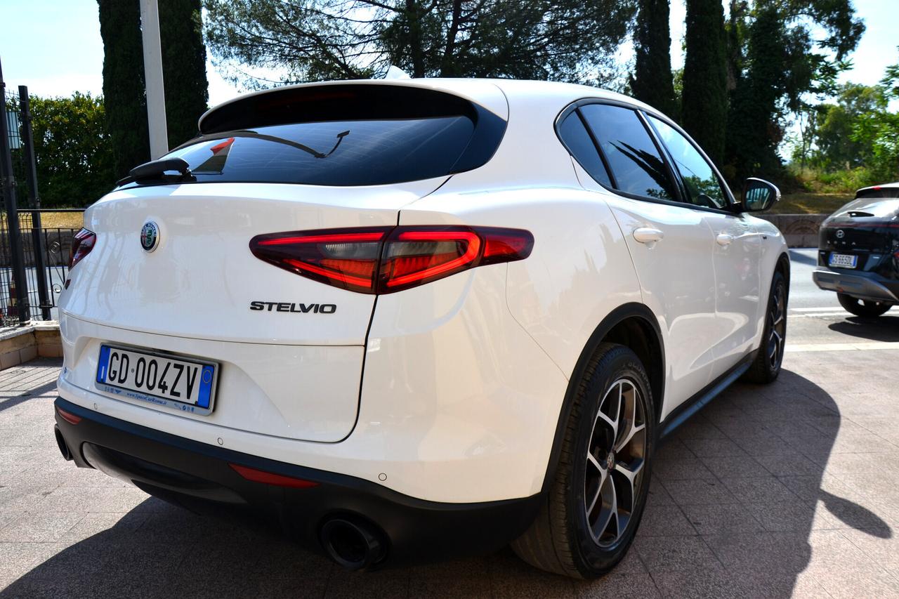 Alfa Romeo Stelvio 2.2 190CV AT8 Q4 SPRINT • PREZZO SENZA VINCOLI • UNIPRO' • ITALIANA • FATTURABILE • GARANZIA 12 MESI